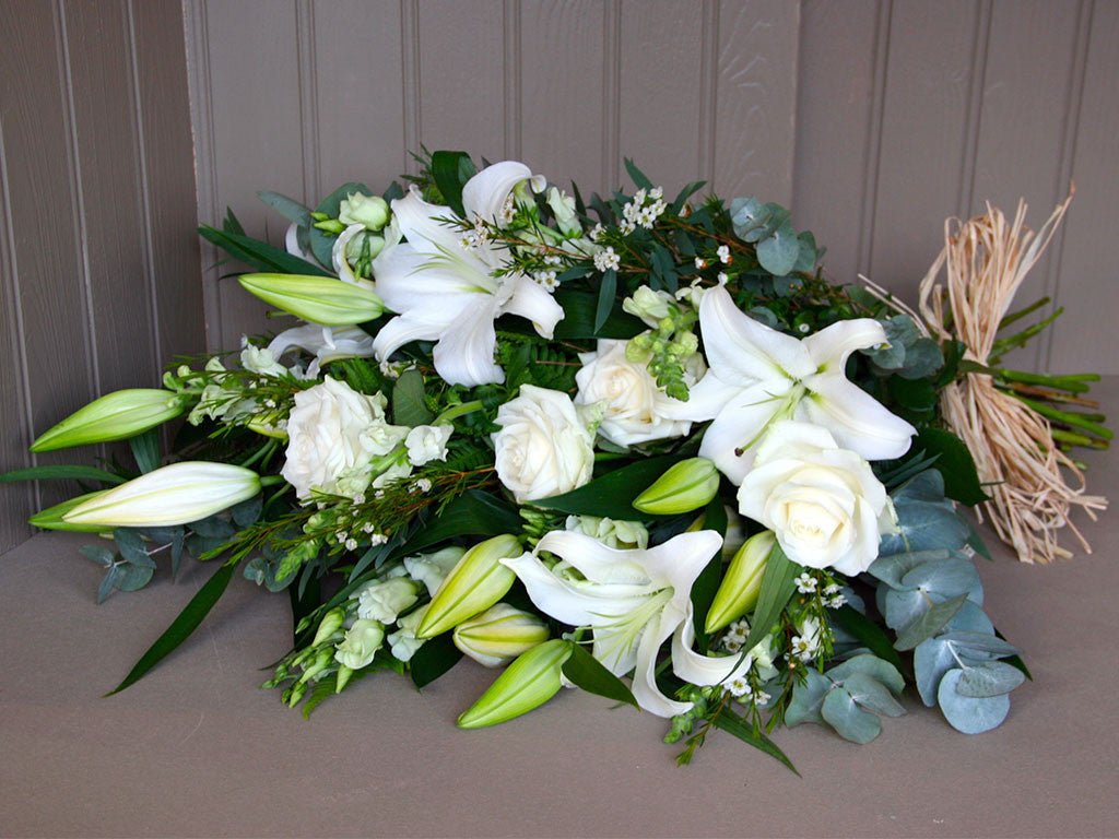 Hand Tied Sheath of Flowers white