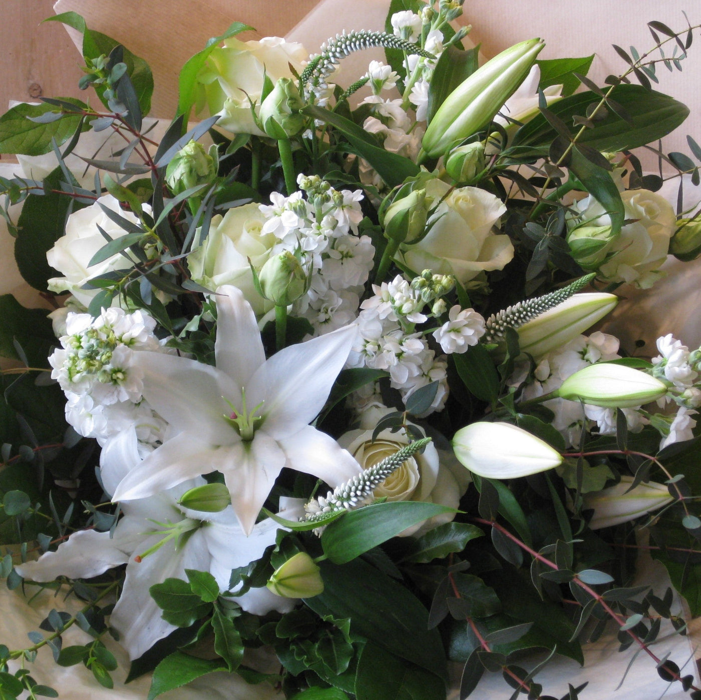 Lily and rose bouquet all white.